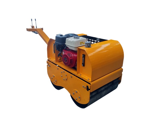 LVS 700 Vibrasyonlu Silindir